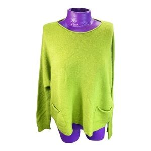 Amazing green Italian viscose boat neck sweater one size